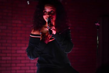 Photos: Ella Mai – Adelaide Hall 12/1/17