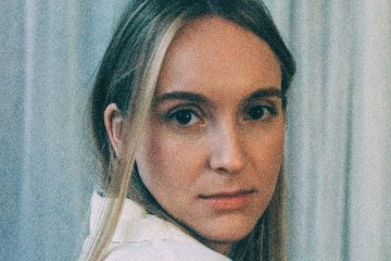 Frida Blomberg Tries To Get Intimate On Debut Single "Closer"